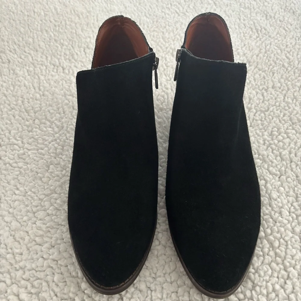 LUCKY BRAND Black Suede Ankle Boots. Size 9 1/2 Worn Once. No Box Excellent Cond - Picture 3 of 13